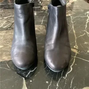 Camper kara boots shop